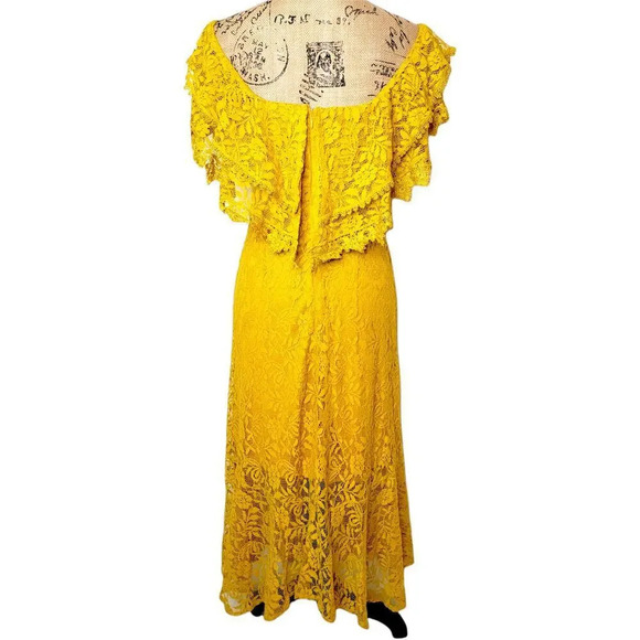 LULUS Women's Regular Lace Off The Shoulder Ruffle Maxi Dress Size Small Yellow - Picture 4 of 16
